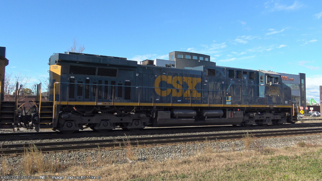 CSX 7028